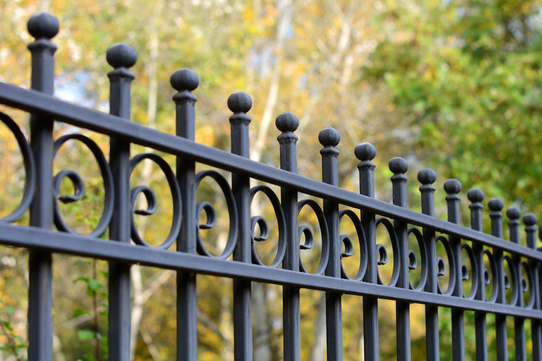 Greenwich iron fence